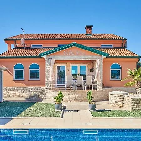 Holiday home Vita 5* *