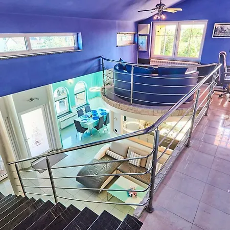 Vita 5* Holiday home *